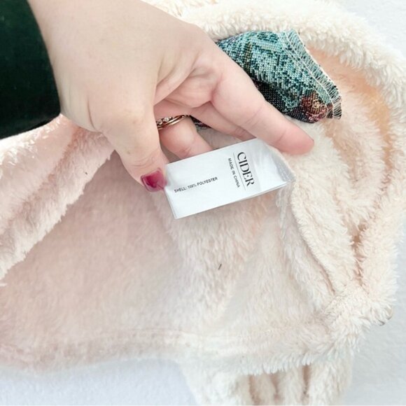 Cider Viral Cottagecore Fleece Floral Cat Knotte Sweatshirt Sz XL - Picture 5 of 6